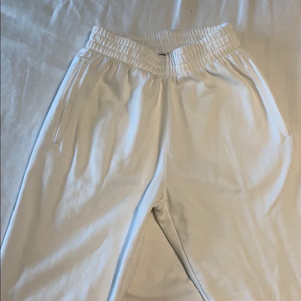 RARE Outdoor Voice St. V White Sweatpants